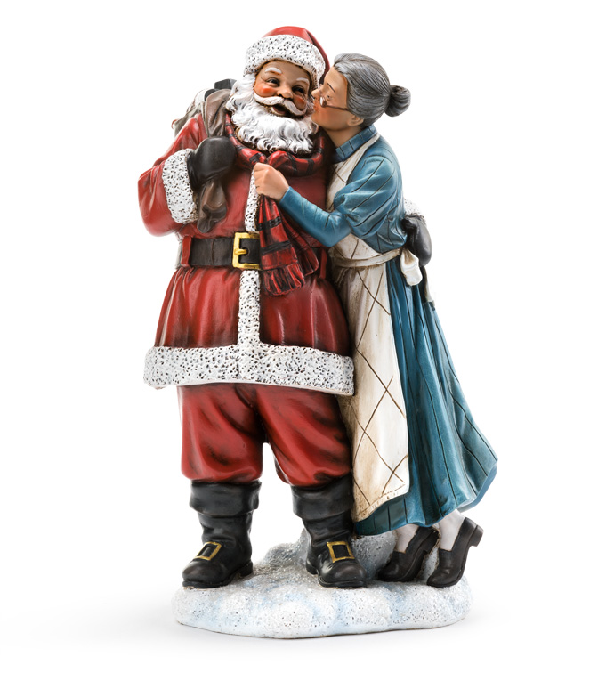 Mr. & Mrs. Santa Figure